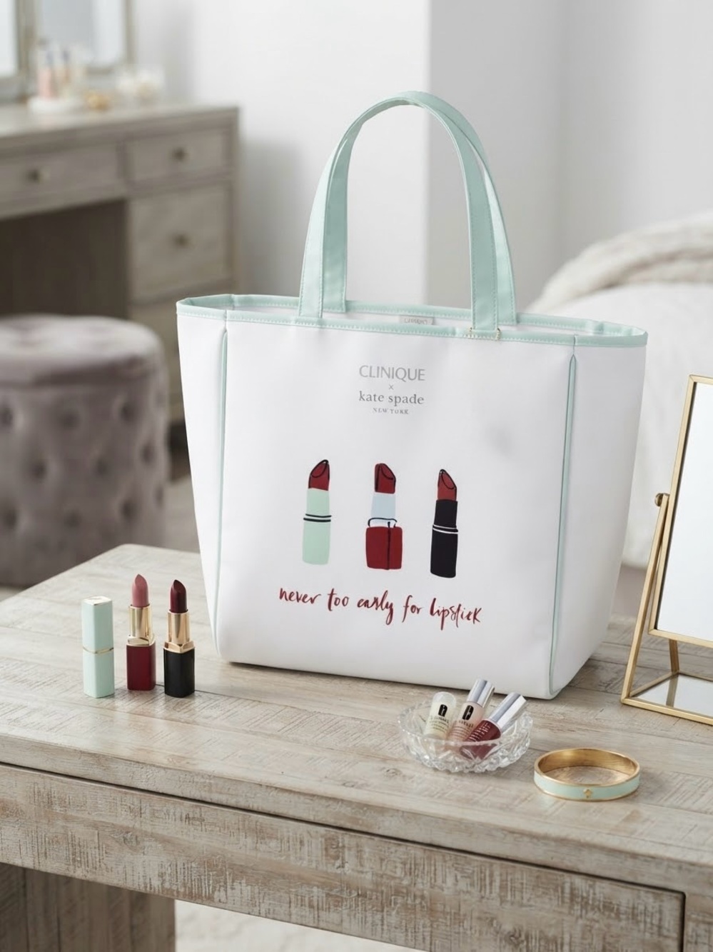 NWT Kate spade lipstick tote - Clinique fusion
